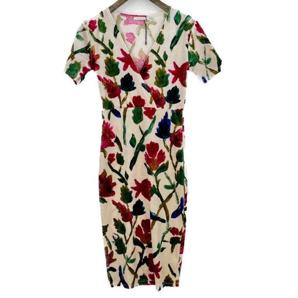 Zara Floral Velvet Dress - Picture 2 of 9